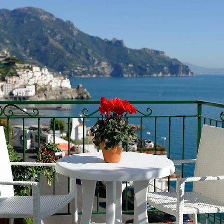 Amalfi Blue Flowers A Eksteriør billede