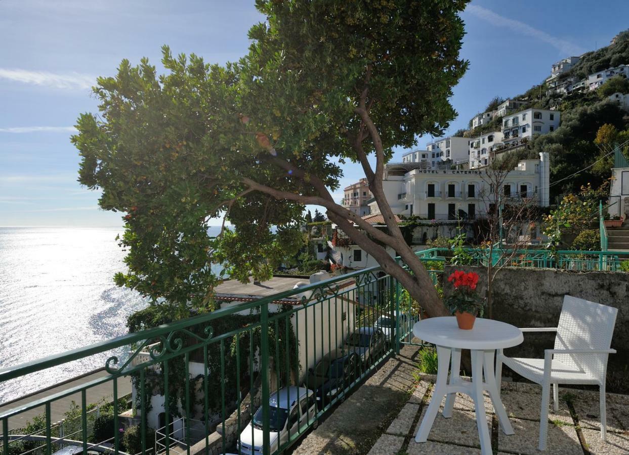 Amalfi Blue Flowers A Eksteriør billede